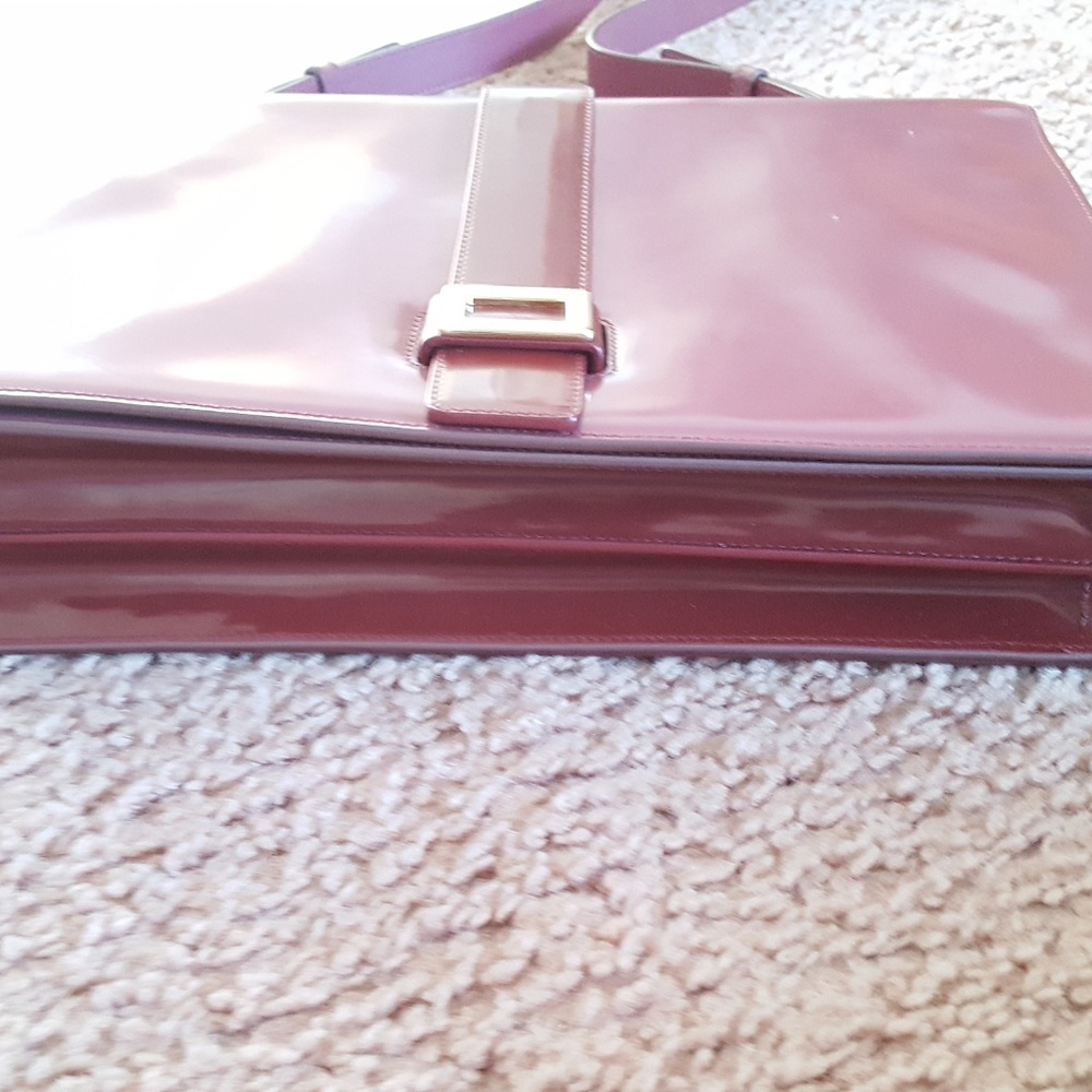 NWOT Roger Vivier Patent Leather Burgundy Handbag - Picture 10 of 16